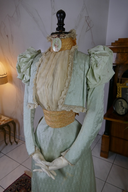 4 antique promenade gown Marie Robel 1898
