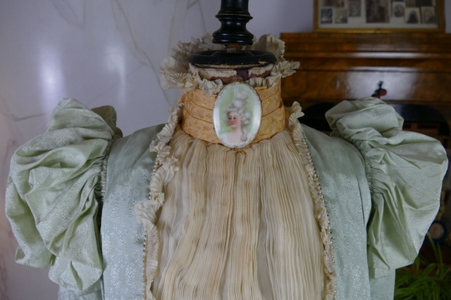 5 antique promenade gown Marie Robel 1898