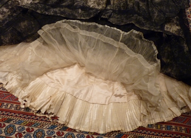 104 antique reception gown 1898