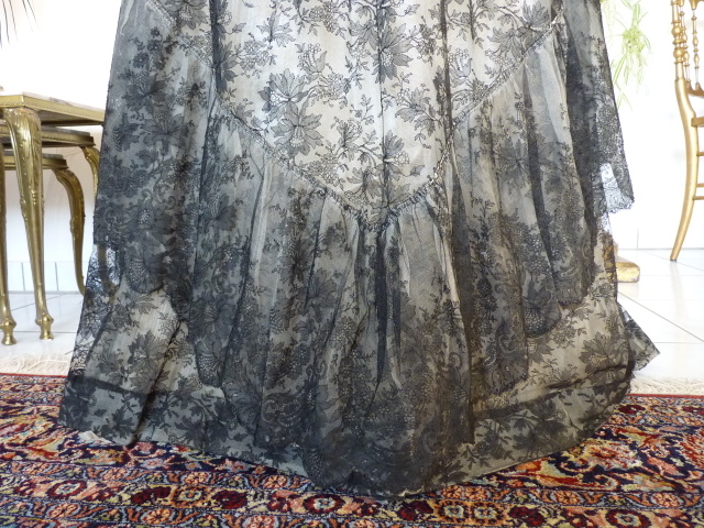14 antique reception gown 1898
