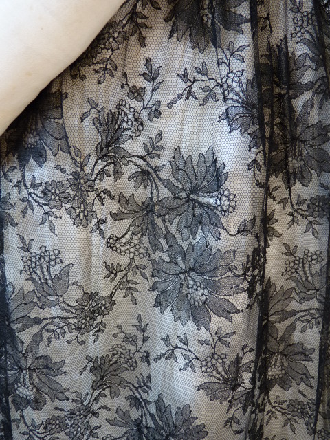14a antique reception gown 1898