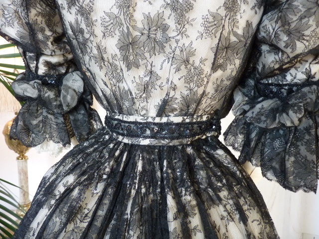 34 antique reception gown 1898