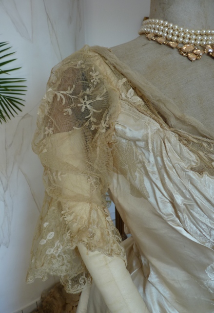 10 antique evening dress WORTH 1898