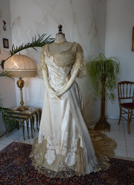20 antique evening dress WORTH 1898