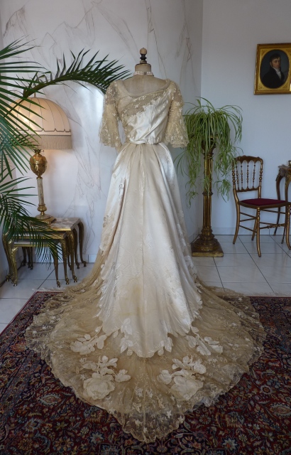 33 antique evening dress WORTH 1898