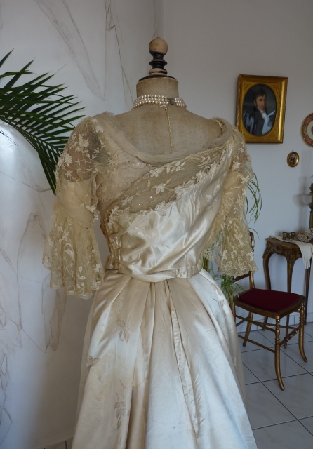 38 antique evening dress WORTH 1898