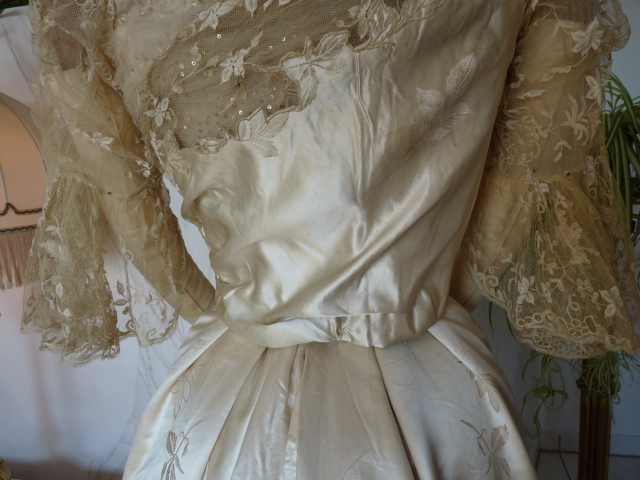 40 antique evening dress WORTH 1898