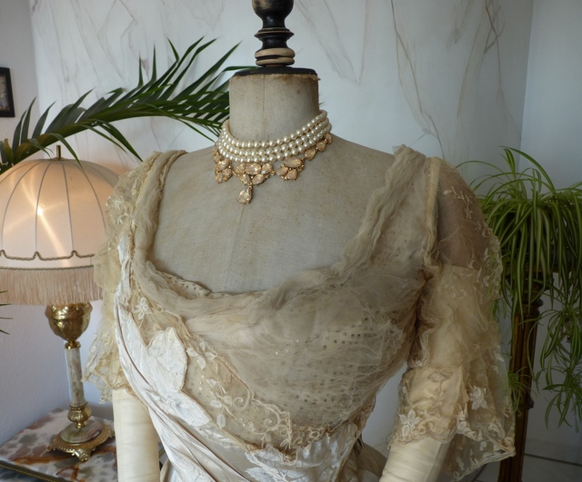 7 antique evening dress WORTH 1898