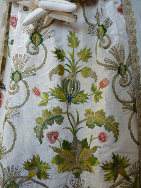 19 antique fancy dress WORTH 1898