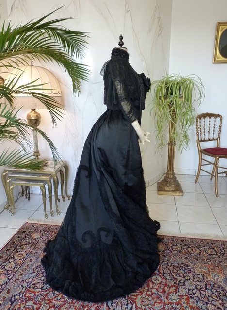 43 antique Worth evening dress 1898