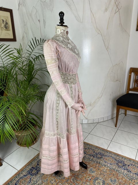 15 antique tea dress 1899