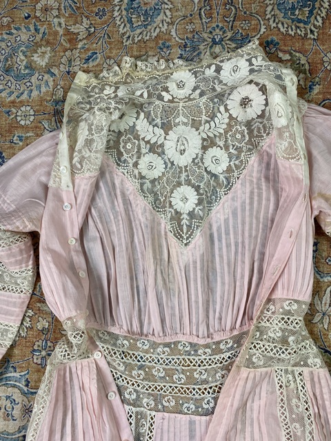 19 antique tea dress 1899