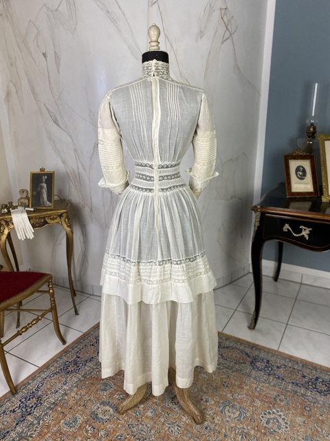 11 antique tea dress 1900