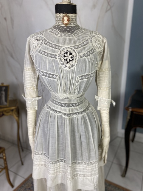 15 antique tea dress 1900