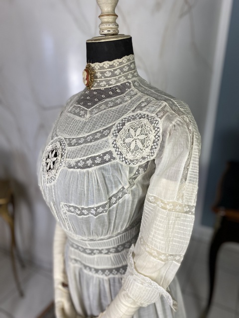 7 antique tea dress 1900
