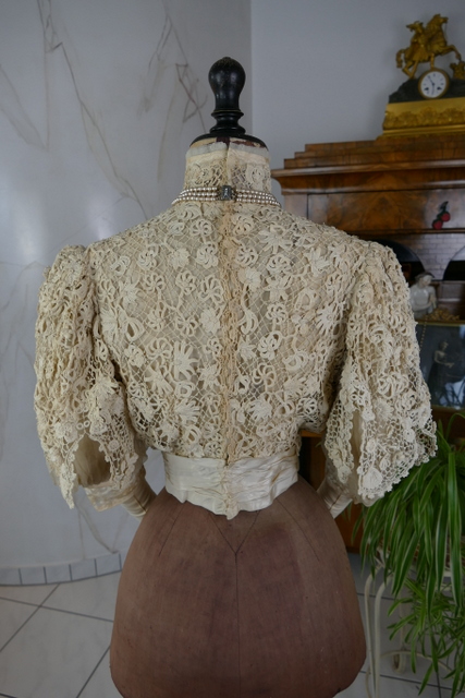14 antique blouse 1901