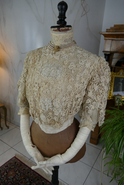 2 antique blouse 1901