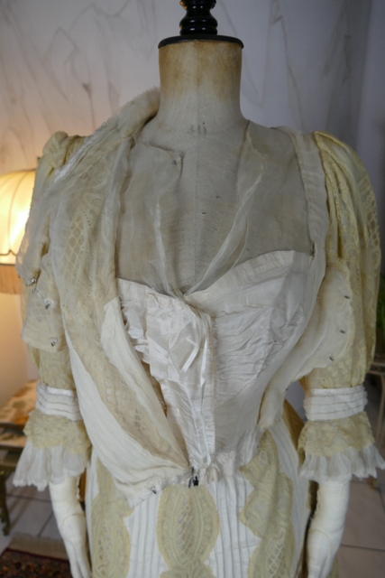 39 antique dress 1901