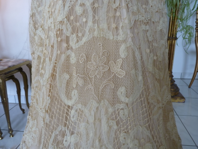 33 antique reception gown 1901