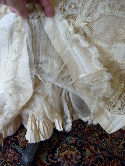 48 antique reception gown 1901