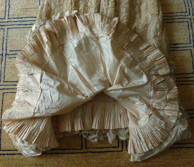 60 antique reception gown 1901