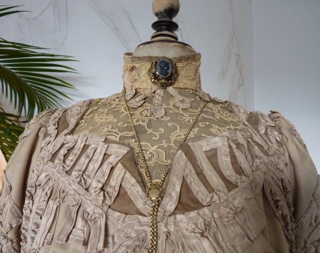 15 antikes Jugendstilkleid 1901