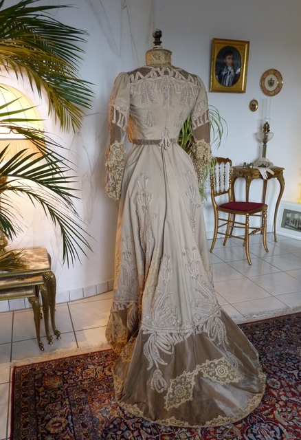 38a antikes Jugendstilkleid 1901