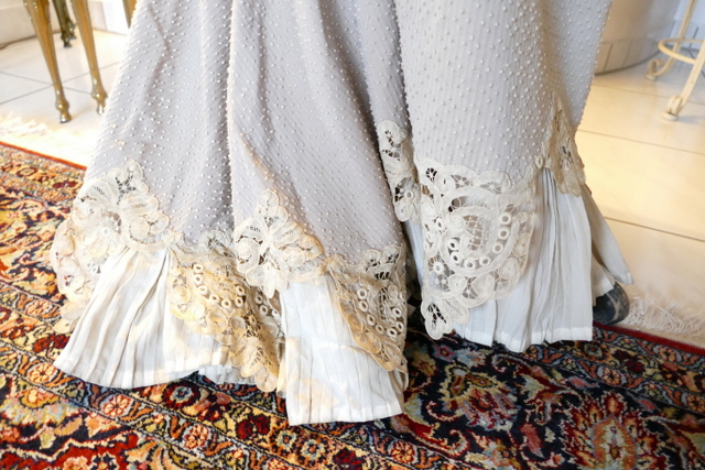 27 antique dress Redfern 1901