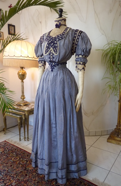 23 antikes Kleid 1901