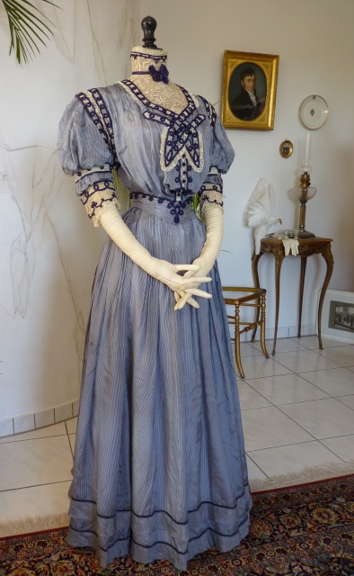 39 antique gown