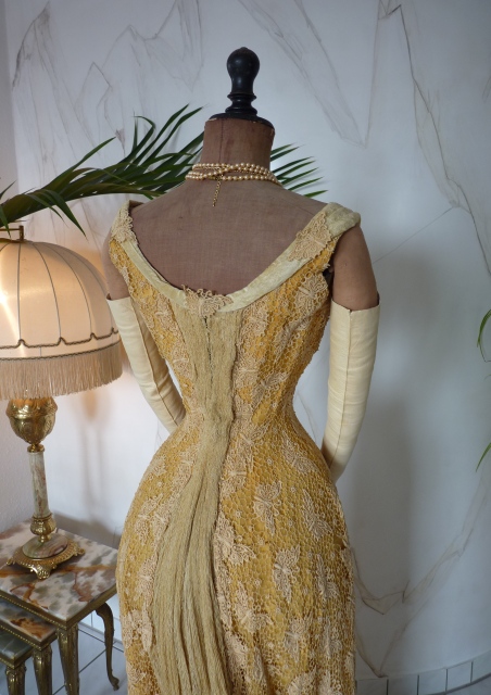 21 antikes Abendkleid 1910