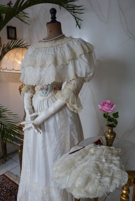 3 antique summer dress 1901