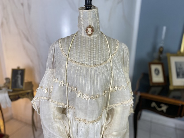 1 antique lingerie dress 1904