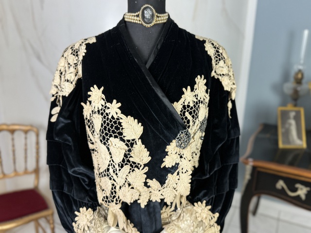 1 antique opera coat 1904