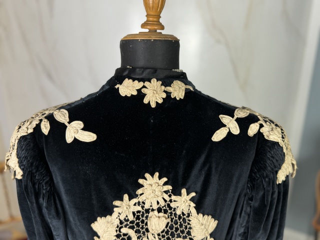 18 antique opera coat 1904