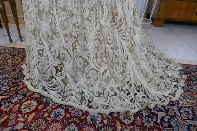 25 antique ALTMANN Battenburg lace dress 1904
