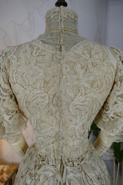 30 antique ALTMANN Battenburg lace dress 1904