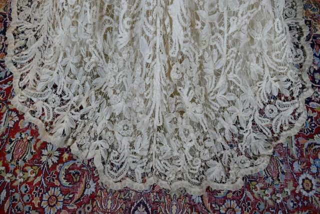 32 antique ALTMANN Battenburg lace dress 1904