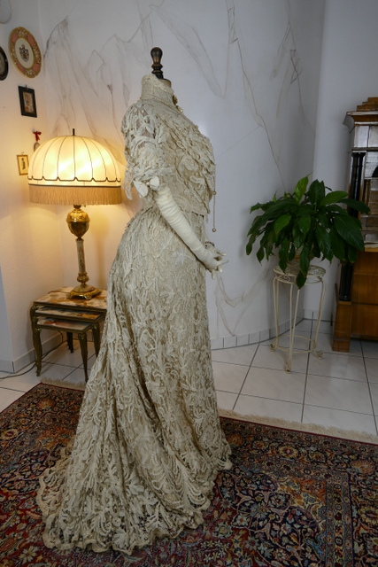 37 antique ALTMANN Battenburg lace dress 1904