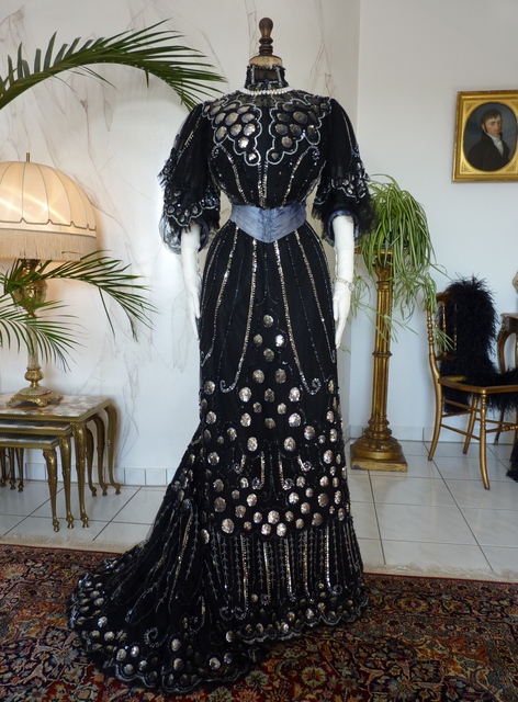 antique dress, antique gown, gown 1904, dress 1904, antique ball gown, antique evening gown, robe ancienne