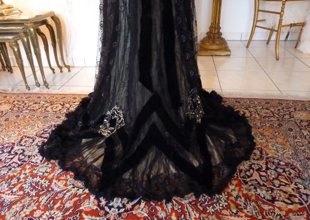 37 antique gown