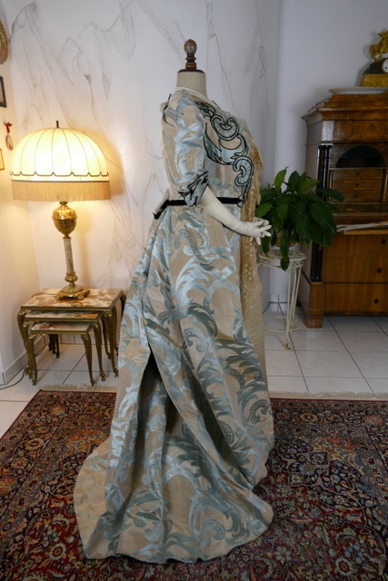 28 antique BEER dress 1905