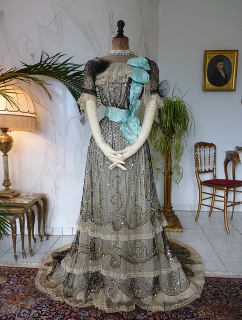 18 Jeanne Halle Evening Dress 1900