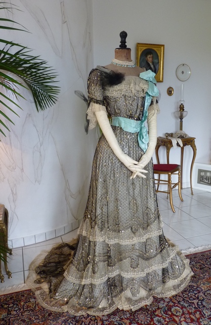 19 Jeanne Halle Evening Dress 1900