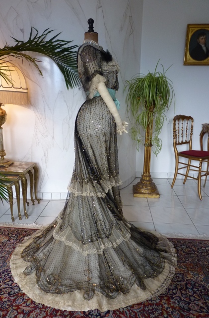 40 Jeanne Halle Abendkleid 1900