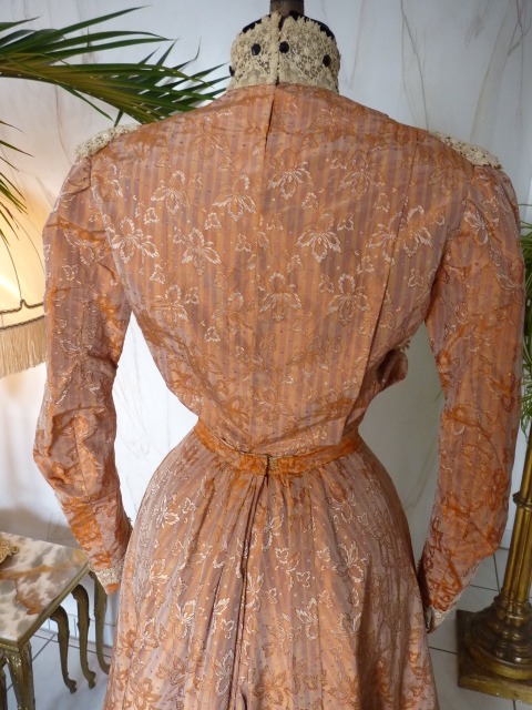 27 antikes Kleid 1905