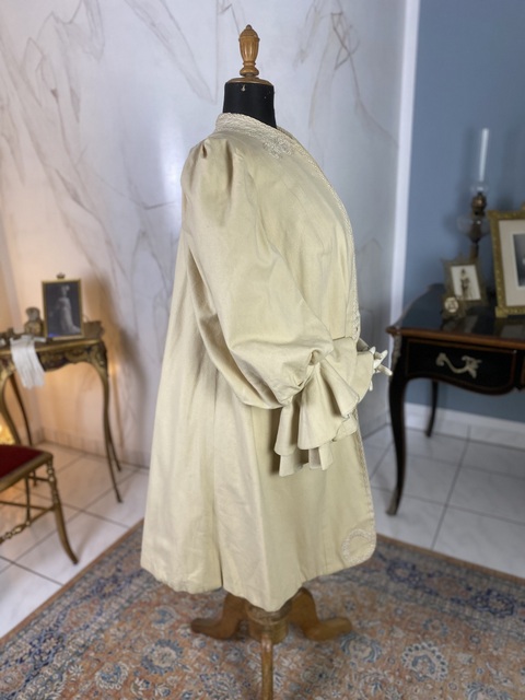 14 antique coat 1906