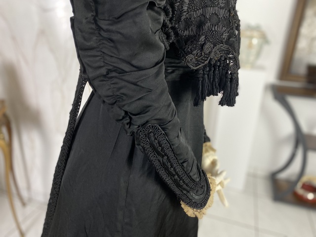 16 antikes Jugendstil Kleid 1906