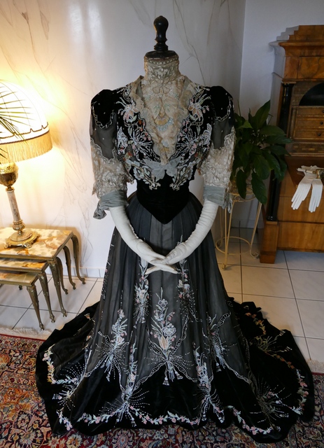 26antique Gustave Beer gown 1906