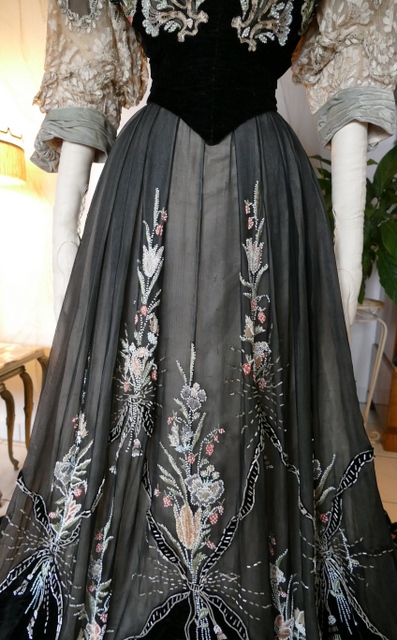 4 antique Gustave Beer gown 1906
